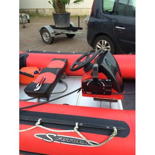 Zodiac futura MK II C bj 2006 8 pk Tohatsu en trailer