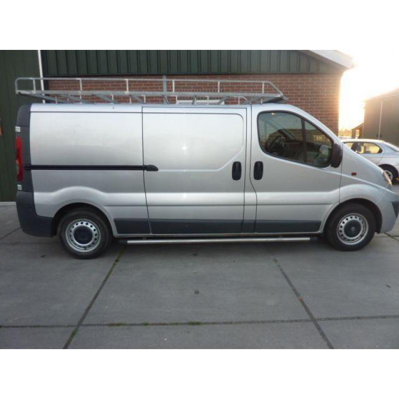 Renault Trafic 2.0dci L2H1* navi* airco* pdc* 6-bak*