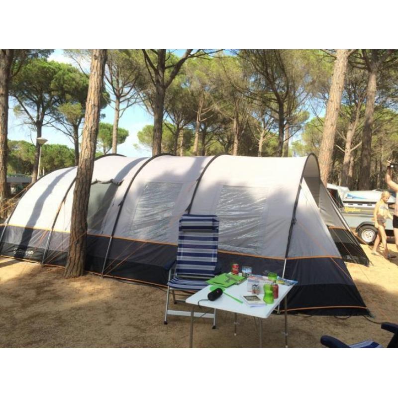 Bardani Belvedere tunneltent met Saris bagagewagen