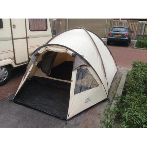 Tent type Base Camp Barca III Deluxe