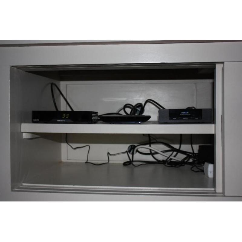 TV-meubel te koop