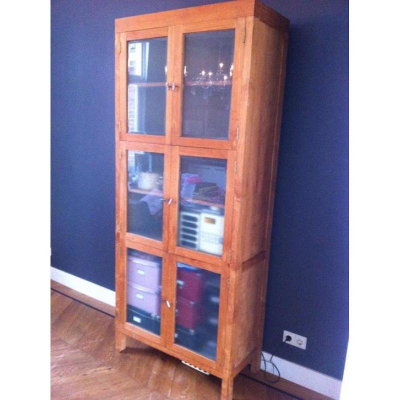 fraaie teakhouten kast