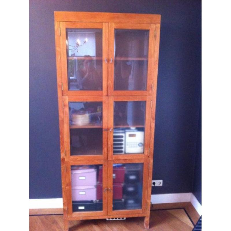 fraaie teakhouten kast