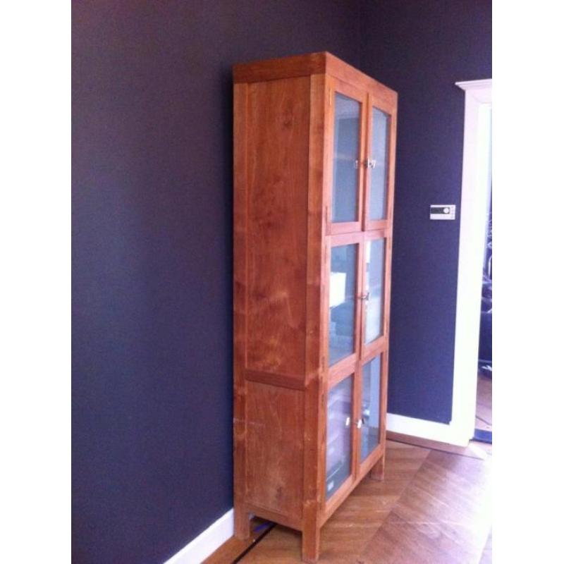 fraaie teakhouten kast