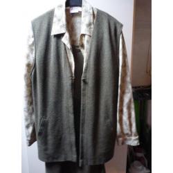 rok, blouse, hesje merk Larissa maat 42
