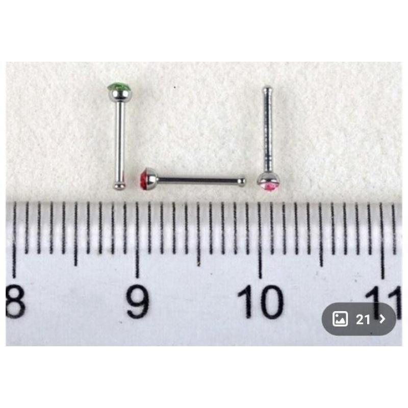 Neusknopje piercing chirurgisch staal
