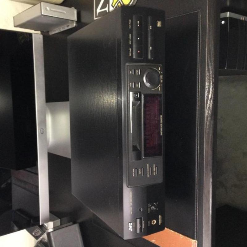 JVC minidisk player-recorder