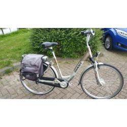 Zeer mooie giant electrische fiets in nieuwstaat