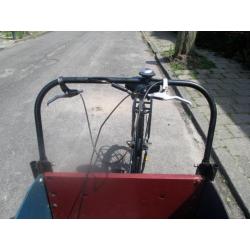 Knutsel, en werk bakfiets, op knapper