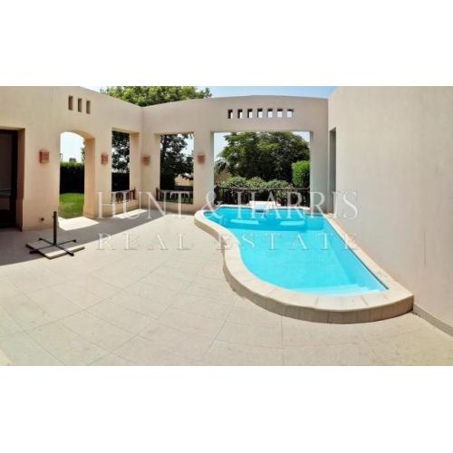 Vila met 3 slaapkamers in de Cove Rotana Resort bij Dubai