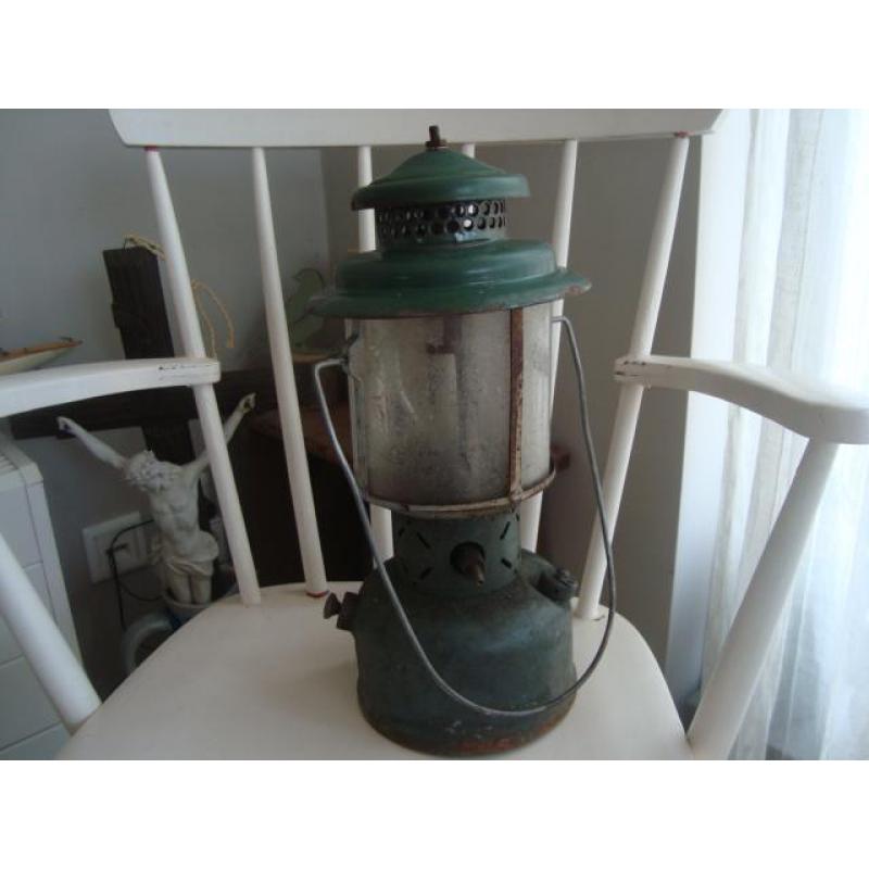 Oude petroleum lamp / druklamp / stormlamp Petromax ?