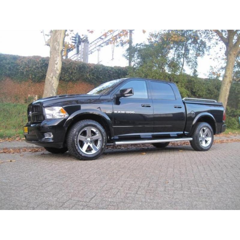 Dodge Ram 1500 Sport Pick-up Ram Sport Ram 1500 Pick-up 4x4