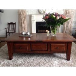 Te koop mooie salontafel teakhout