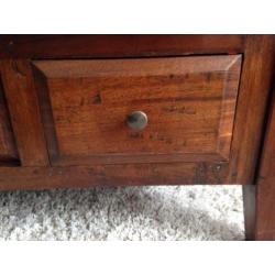 Te koop mooie salontafel teakhout