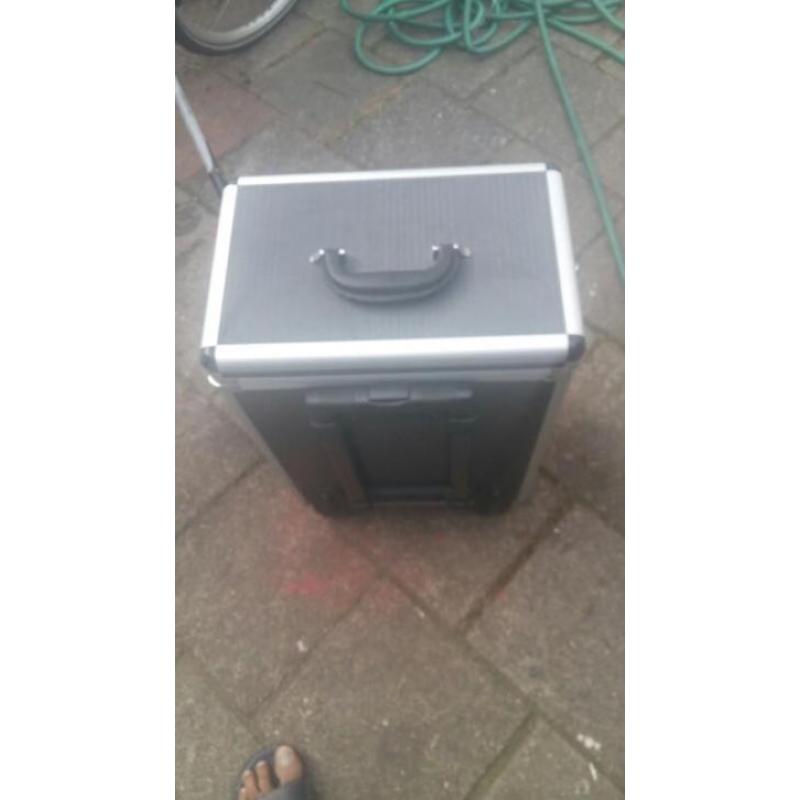 Te koop kapper koffer bieden enophallen bijna gratis