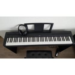Yamaha keyboard P-35 met ombouw
