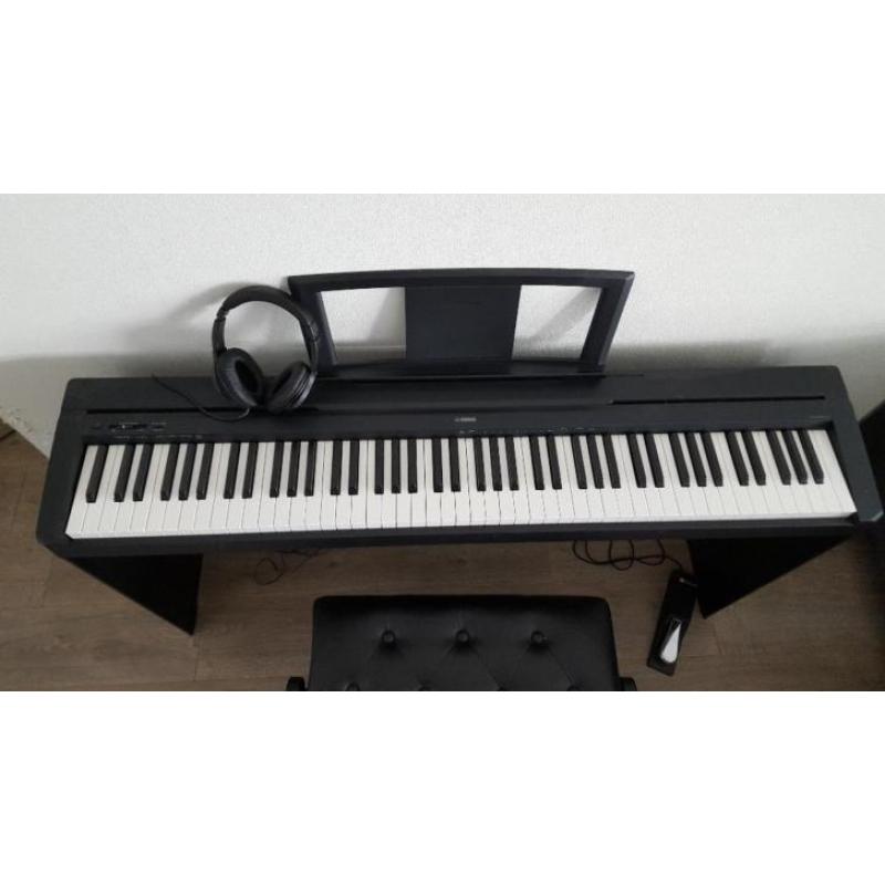 Yamaha keyboard P-35 met ombouw