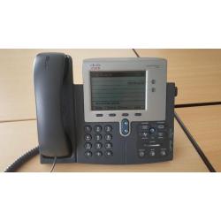 Volledig ingerichte Cisco telefooncentrale met 36 telefoons