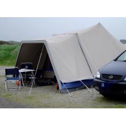 Te koop een ruime 4 pers. McKinley/Brand Piramide tent