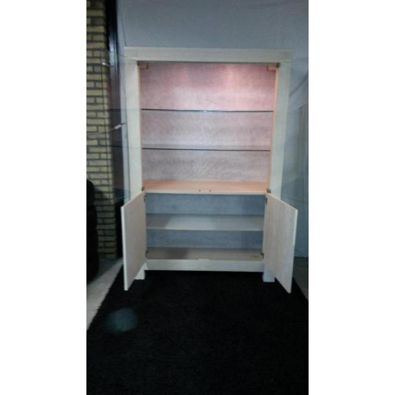 Robuuste Eiken buffet kast.