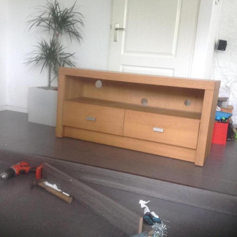 TV kast + tafel, licht eiken gefineerd
