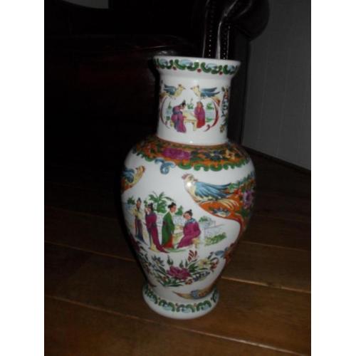 Mooie grote oude Chinese vaas