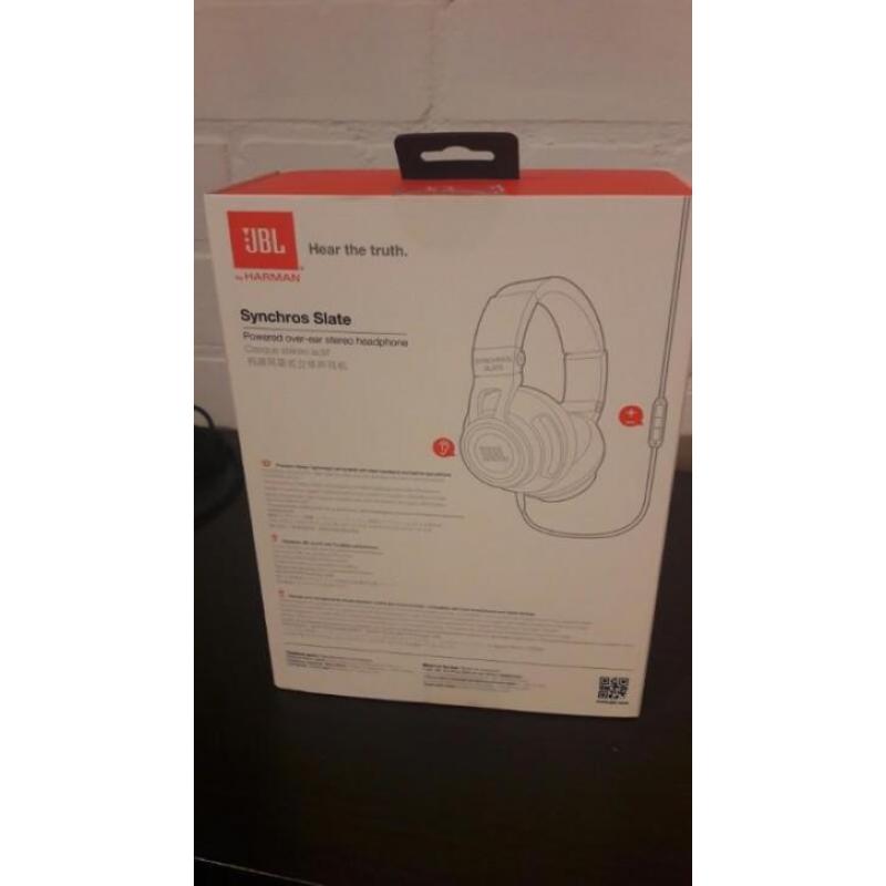 JBL Synchros S500 over-ear headphone