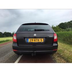 Skoda Superb 1.6 TDI 105PK Combi 2011. Lage km!