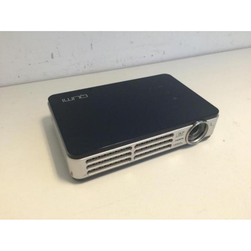 Vivitek Qumi HD Pocket Projector