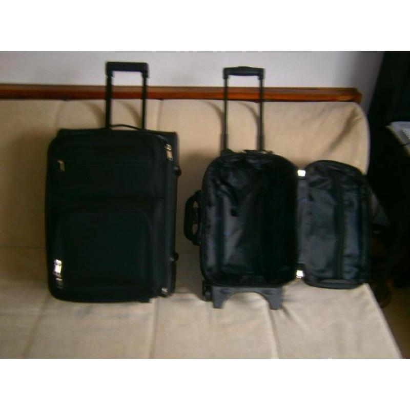 2 Trolleys