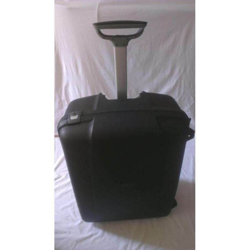 Samsonite Black spinner