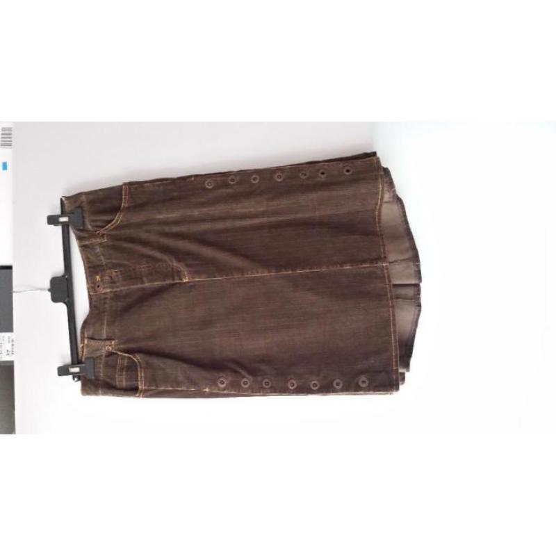 Damesrokken maat 40 (2x) maat 38 (1x)