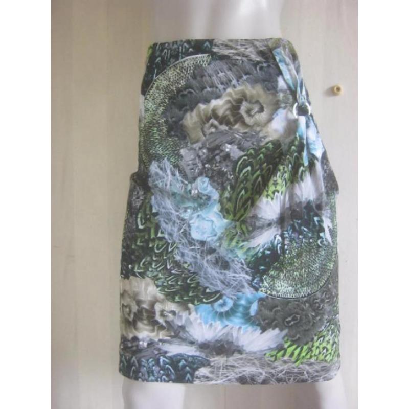 MARCCAIN Rok , Maat N 2 ( 36 )