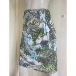 MARCCAIN Rok , Maat N 2 ( 36 )