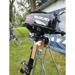 Nieuw Suzumar met 2.5 pk Suzuki 4 takt