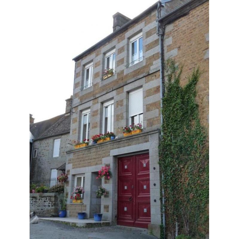 Ruim dorpshuis in Normandie