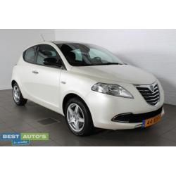 Lancia Ypsilon 1.2 Platinum 5 Drs Airco Bluetooth (bj 2012)