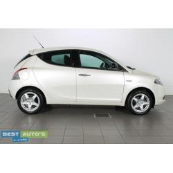 Lancia Ypsilon 1.2 Platinum 5 Drs Airco Bluetooth (bj 2012)