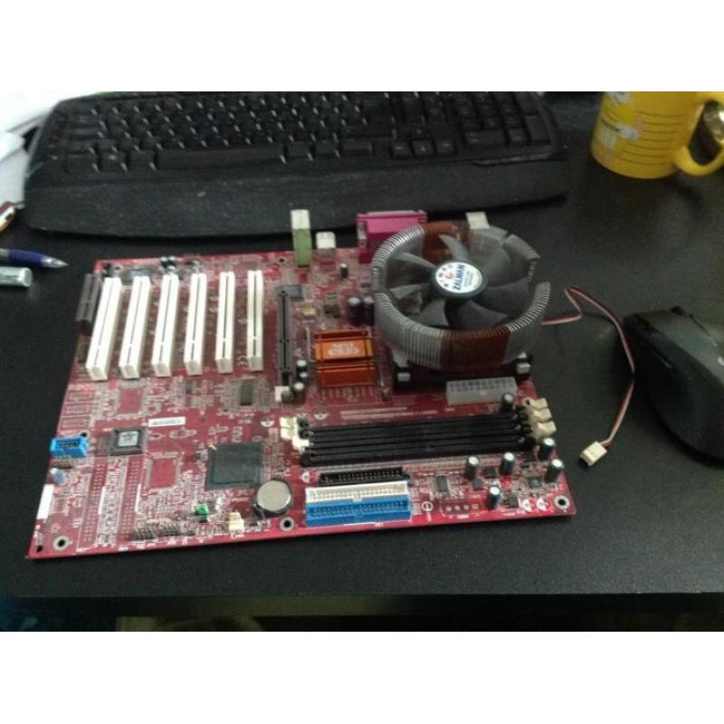 Msi 845 Pe max2 533 moederbord