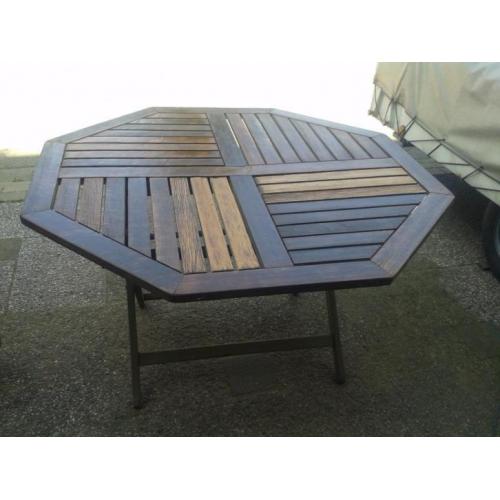 hardhouten tafel 8 kant