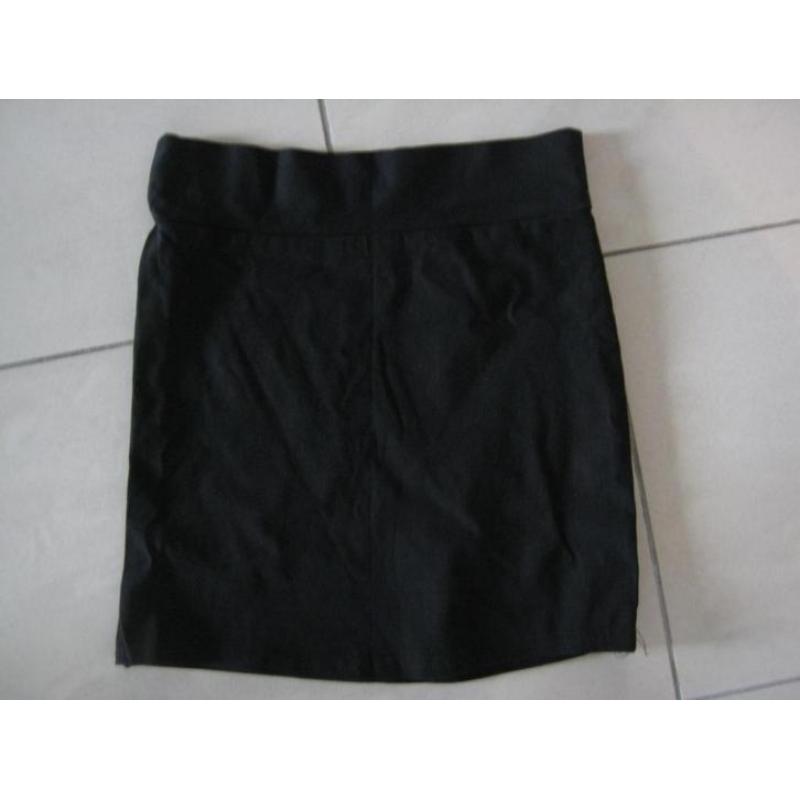 nieuw zwart minirokje mt XS = 34