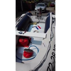 Prachtige Honwave 350 rubberboot met 15 PK motor!
