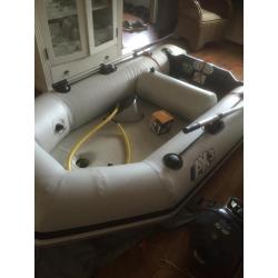 Zeer net set rubberboot 2,60 met Yamaha 2,5 pk 4t