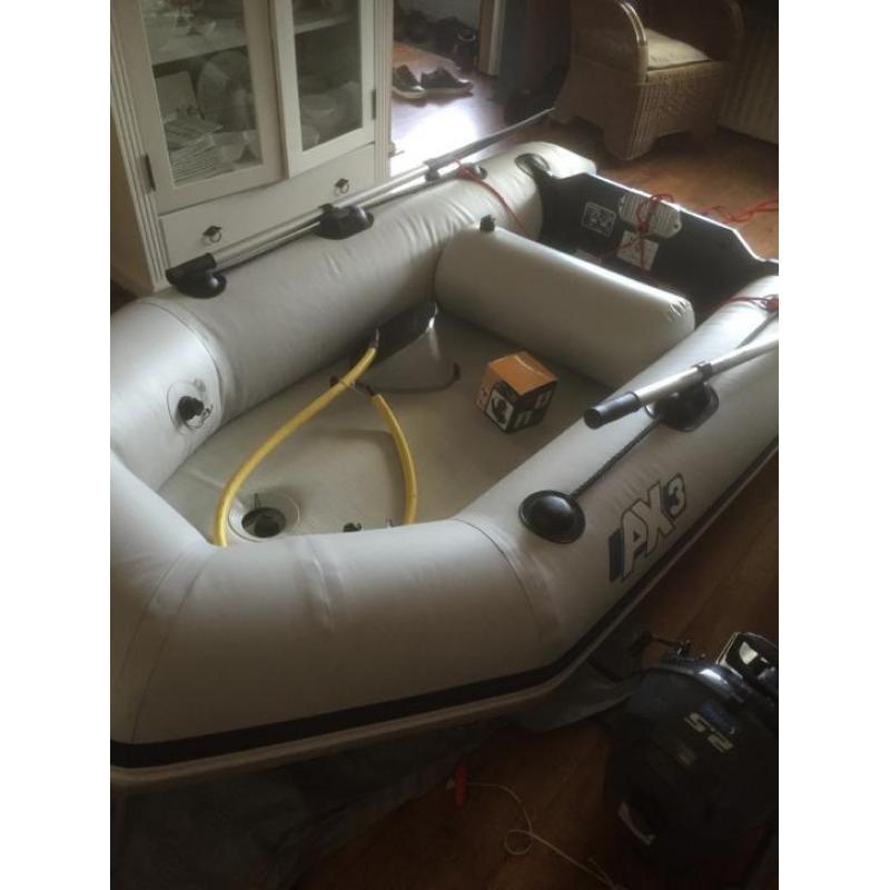 Zeer net set rubberboot 2,60 met Yamaha 2,5 pk 4t
