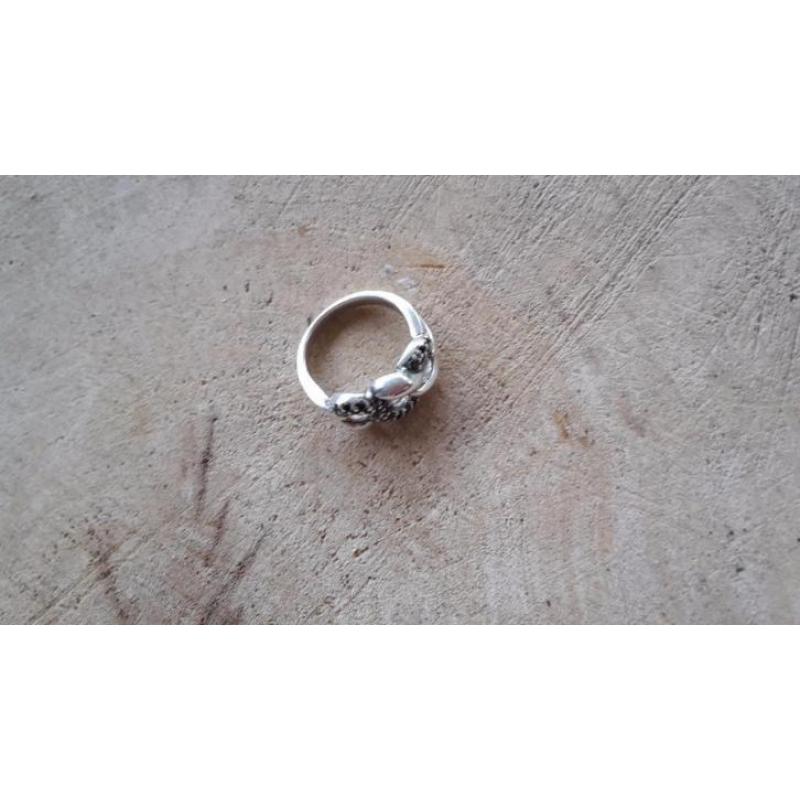 Zinzi zilver ring maat 17