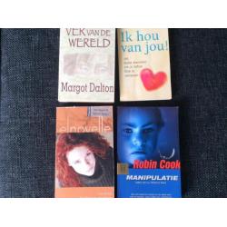 Doos met leuke boeken aangeboden