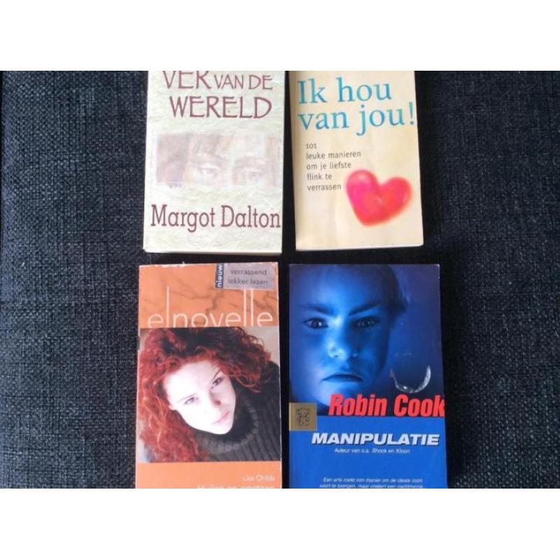 Doos met leuke boeken aangeboden