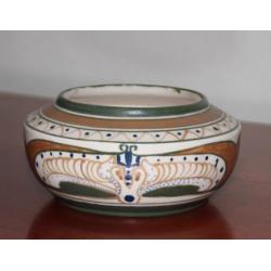 Arnhemsche Fayence, schaal en cache pot, plateel