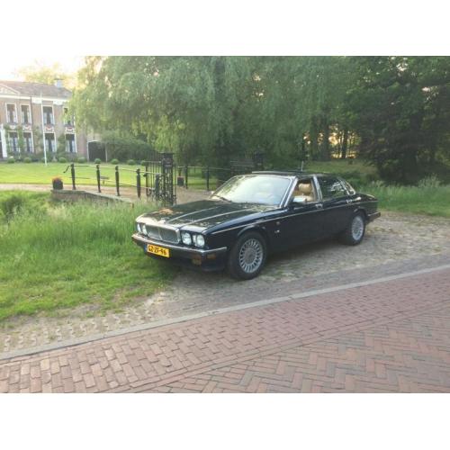 Daimler Double-SIX 6.0 AUT E2 1993 Blauw