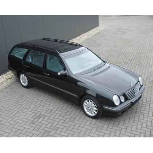 Mercedes Benz - W210 - E320 T - Elegance **Mystic Edition**